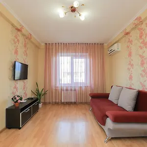  Апартаменты On Obolonskiy Prospect 12